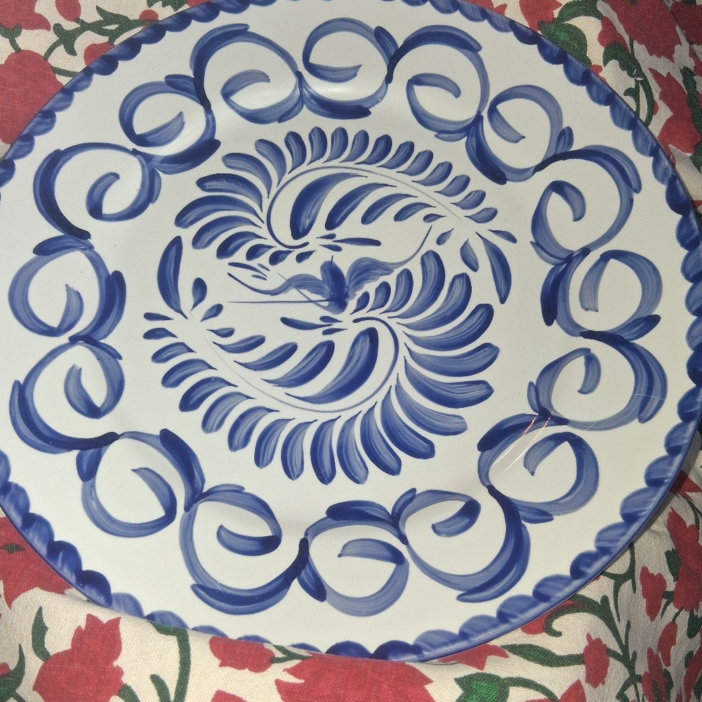 MAGNIFICENT "ANFORA" BLUE AND WHITE ROUND PLATTER 13  INCHES.